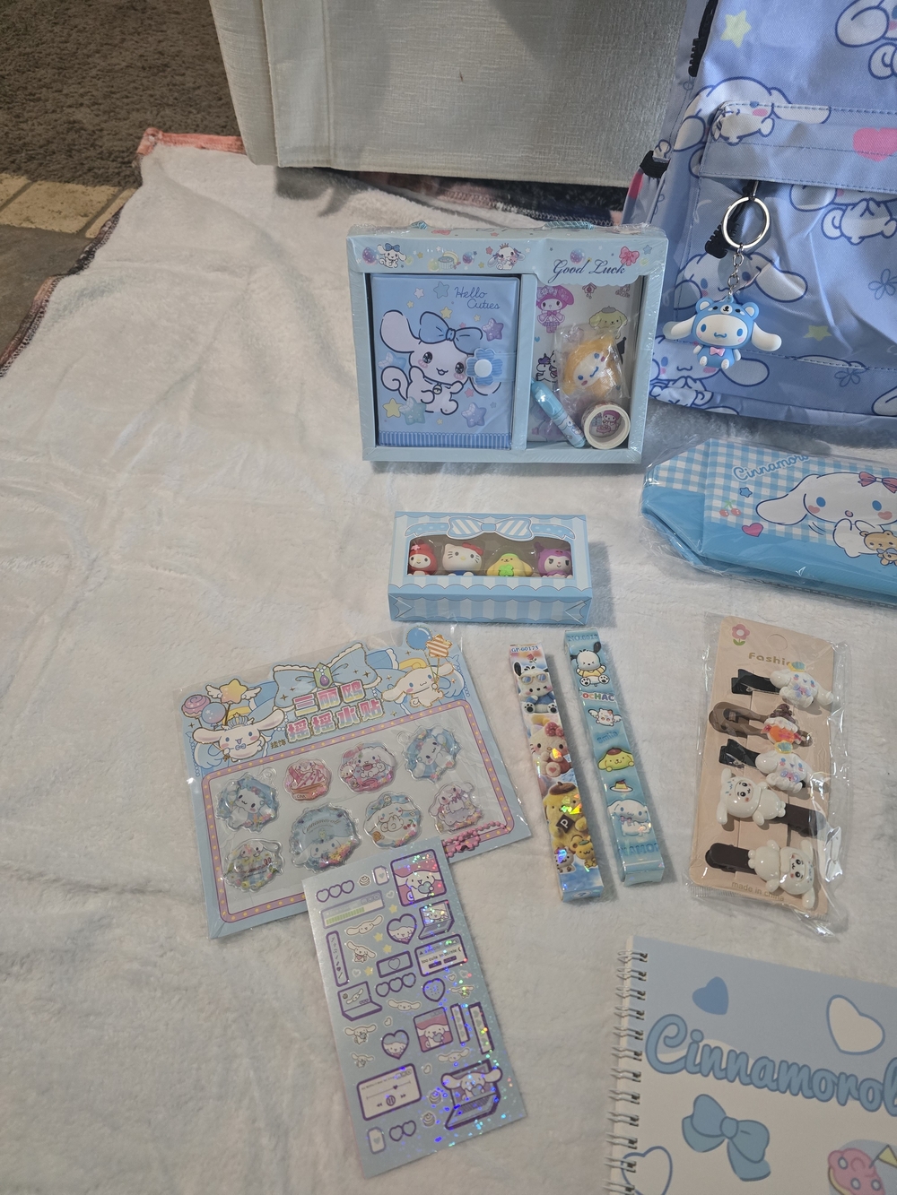 Sanrio Cinnamoroll Back to School Mega Bundle - Backpack Stationery Drawing Pad - Picture 3 of 7